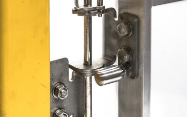 Gate closing hinge integrated stop square